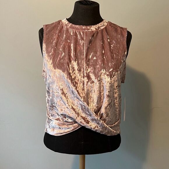 NWT Guess Women's Prism Pink Carrie Crush Velvet Twist Tie Crop Top - Picture 1 of 8